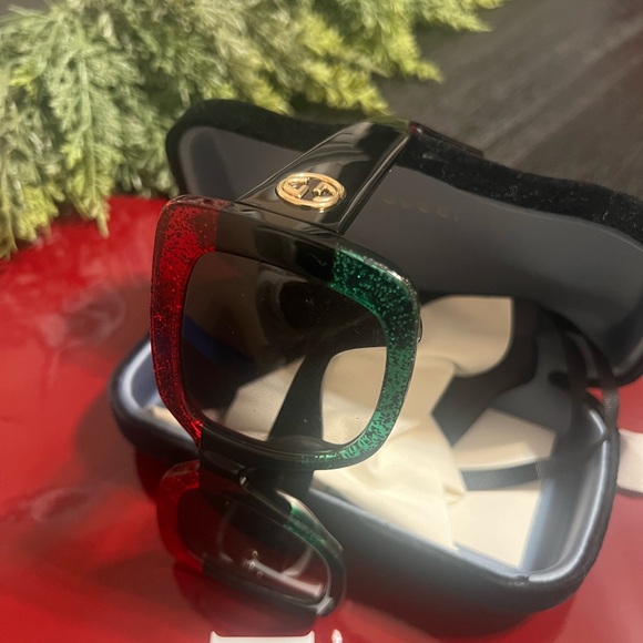 Sale Gucci Black Red and Green sunglasses - Picture 5 of 8